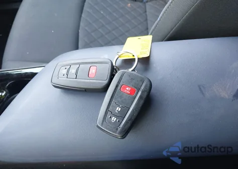 2021 Toyota C-Hr Xle from USA, damaged, VIN NMTKHMBX4MR130187